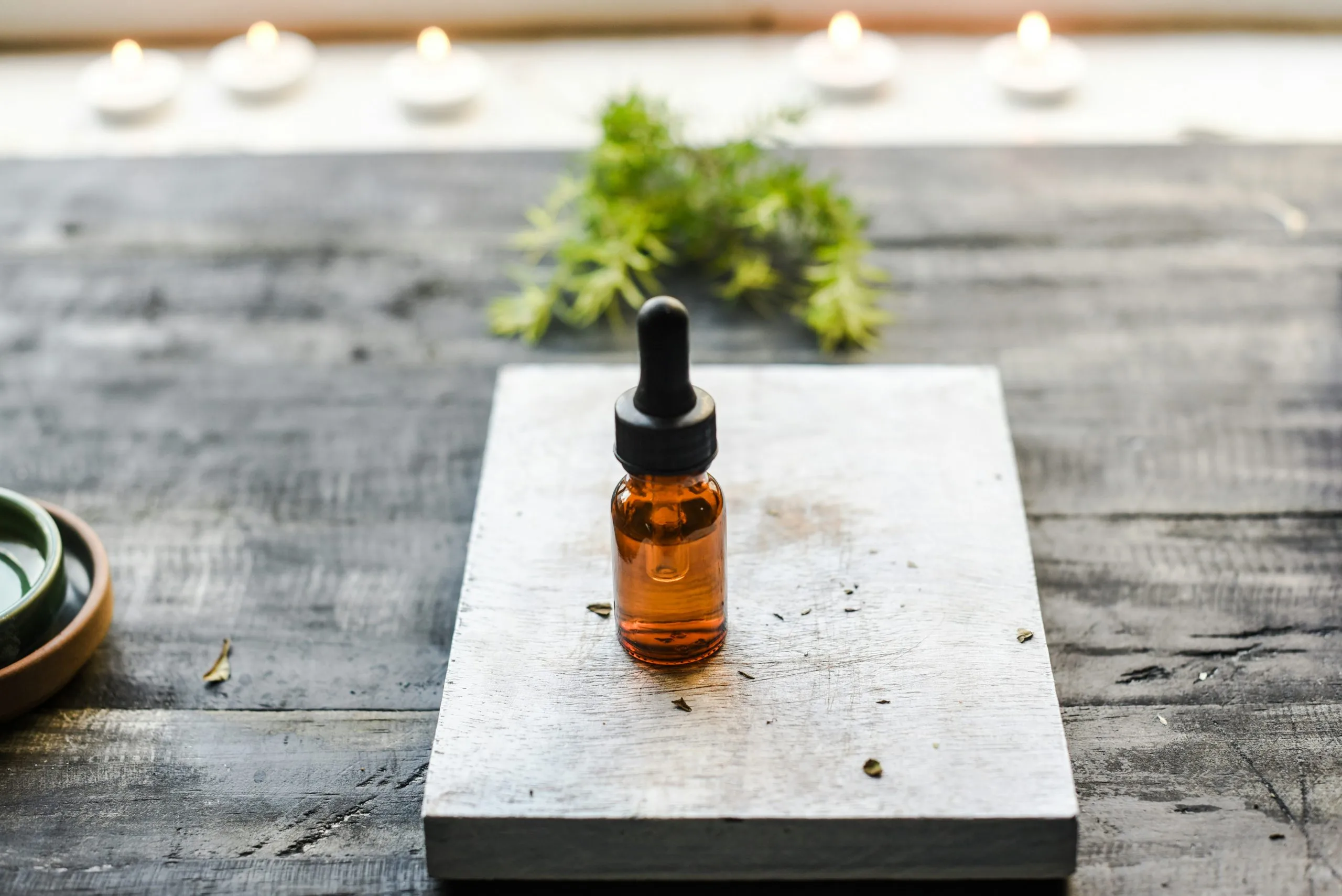 Homemade Robin Repellent: 4 DIY Recipes That Work